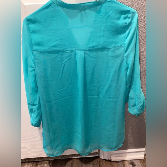 3/4 Sleeve Popover Blouse - Picture 2 of 3